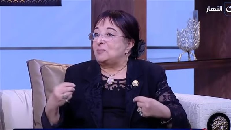 الفنانة سميرة عبد