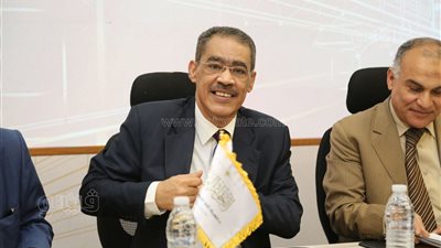 مطالبات بتأسيس أول كيانات الحوار الوطني، وضياء رشوان يرحب