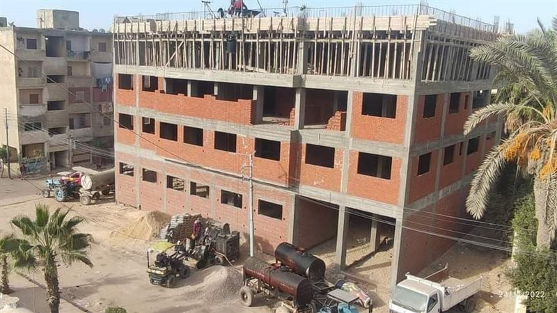 أعمال إنشاء مبنى