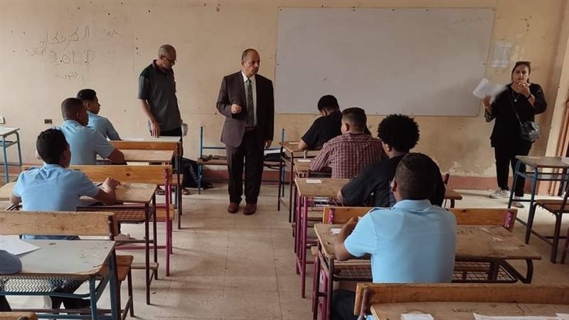 تفقدوكيل التربية