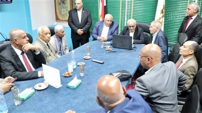 رضا حجازي يستعرض استعدادات الوادي الجديد لامتحانات الثانوية العامة