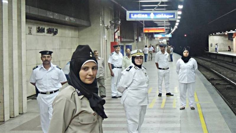 شرطة المترو، فيتو