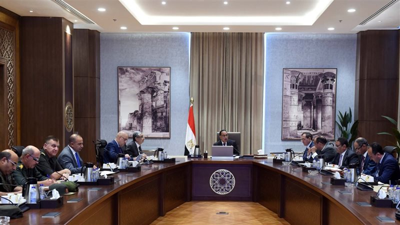 اجتماع الدكتور مصطفى