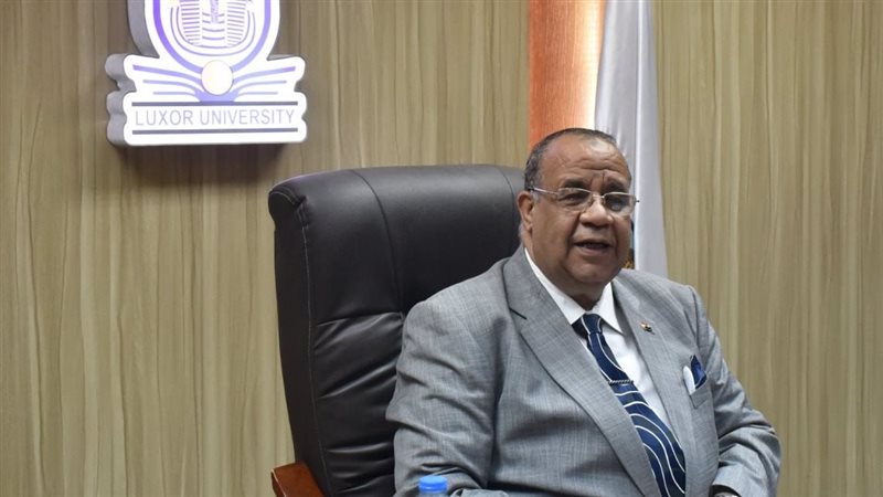 الدكتور حمدي محمد