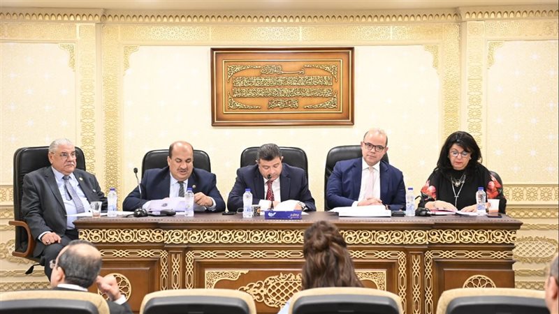 اجتماع اللجنة الاقتصادية
