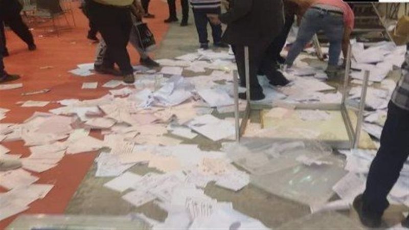 تكسير الصناديق بالجمعية