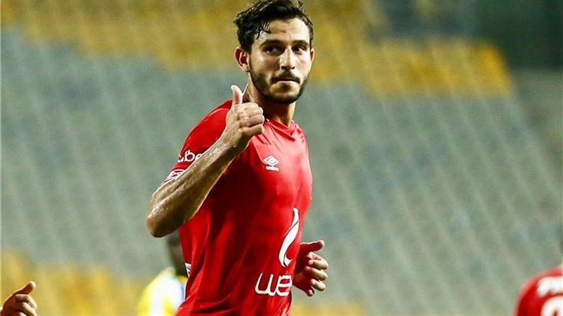 حمدي فتحي لاعب الأهلي،