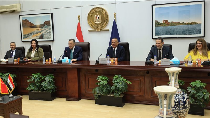 احمد عيسى وزير السياحة