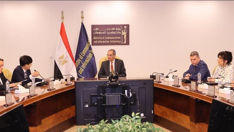 د. عمرو طلعت خلال