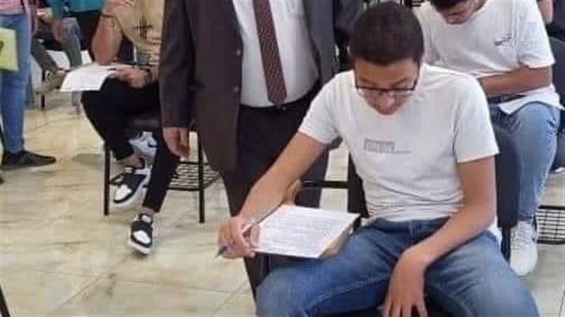 الصورة المتداولة،فيتو