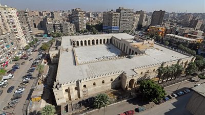 بحضور شيخ الأزهر، الأوقاف تفتتح مسجد الظاهر بيبرس 
