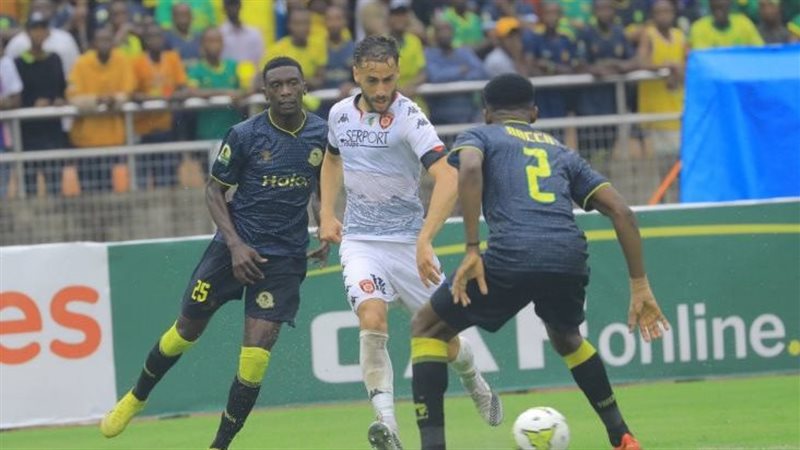 اتحاد العاصمة، فيتو