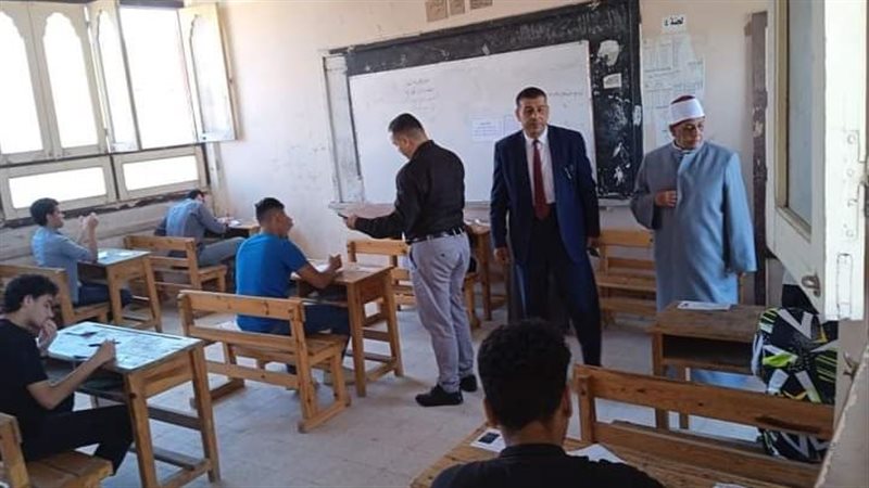 المشرف العام على