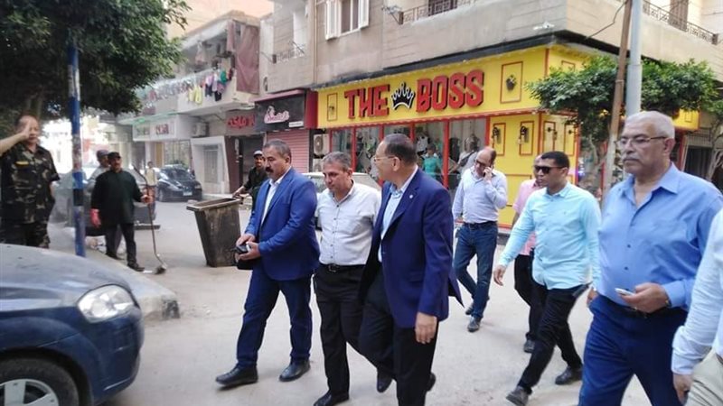 المحافظ يزور المعهد