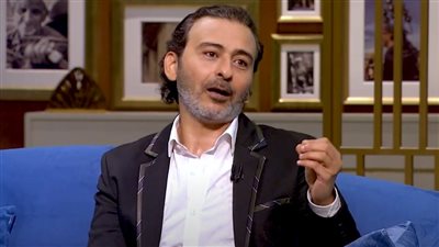 أحمد عزمي: أمي توفيت بسببي وبطلب منها تسامحني (فيديو)