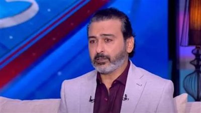 أحمد عزمي: عرفت طريق الإدمان بعد مقتل شقيقي وزوجتي خلعتني بعد حبسي (فيديو)