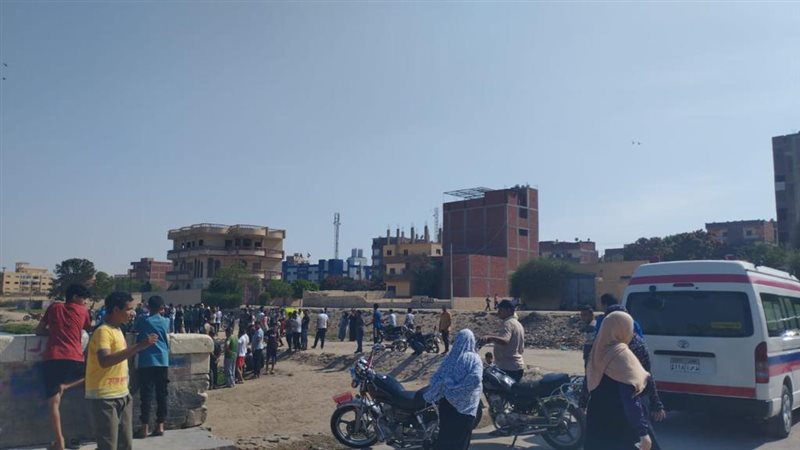 انتشال غريق سقط في