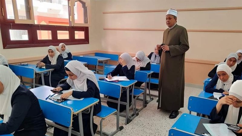 جانب من متابعة رئيس