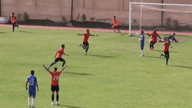 القسم الثاني , فيتو