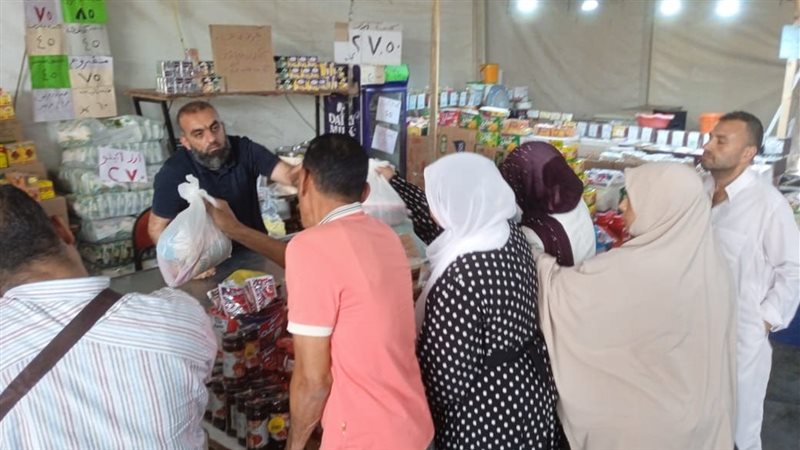 جانب من إقبال المواطنين