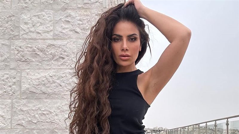 صبا مبارك، فيتو 