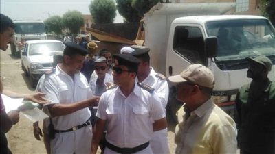 تحرير 9 محاضر إشغال طريق و٨٢ محضر نظافة إدارية بمركز أرمنت بالأقصر