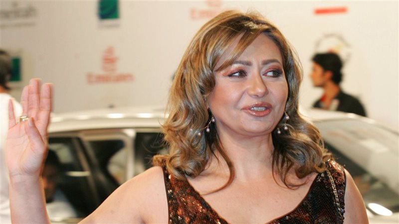 الفنانة ليلى علوي،