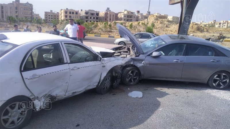 حادث تصادم بين 4