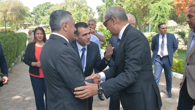 محافظ القليوبية خلال