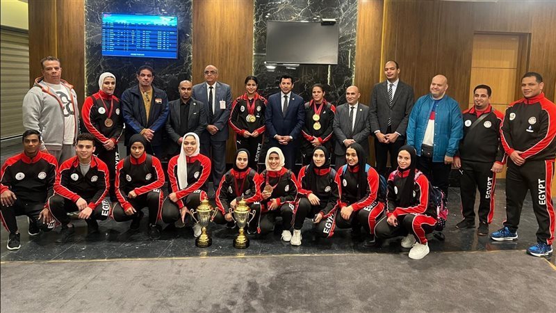 منتخب رفع الأثقال،