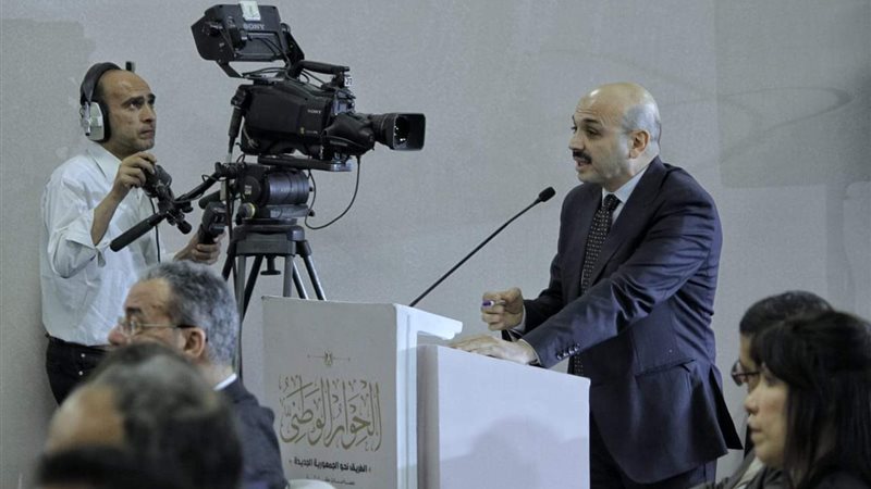 الكاتب الصحفي محمد