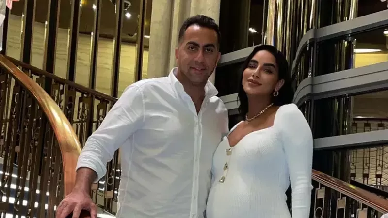 جوري بكر مع زوجها،