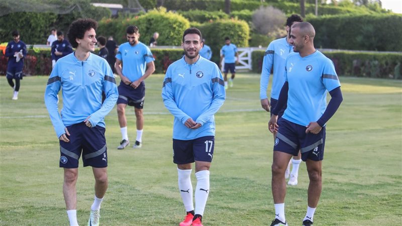 بيراميدز،فيتو