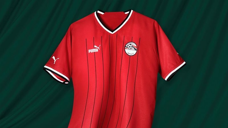 منتخب مصر بالزي الأحمر