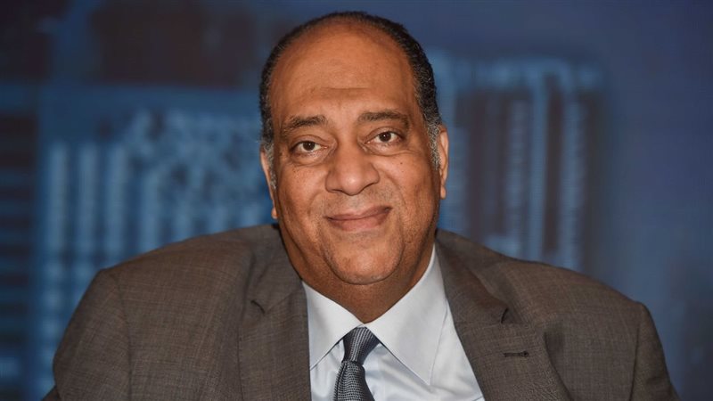 أحمد عبدالله،فيتو