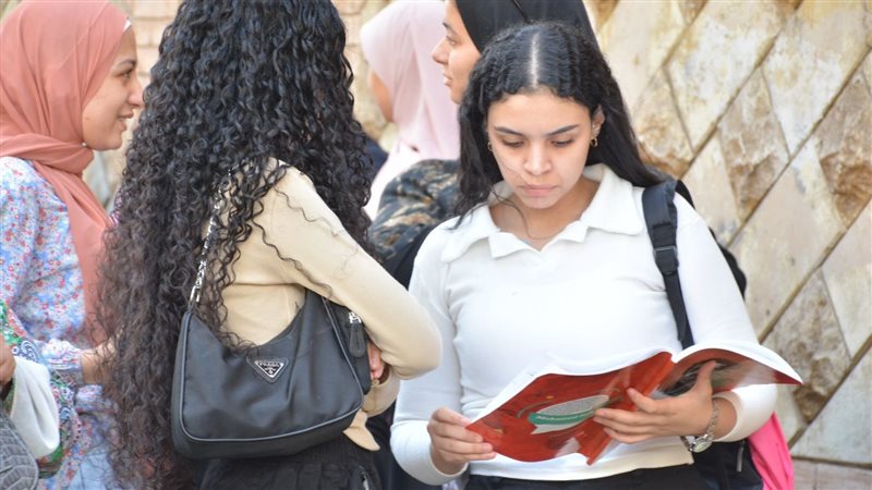 طلاب الثانوية العامة