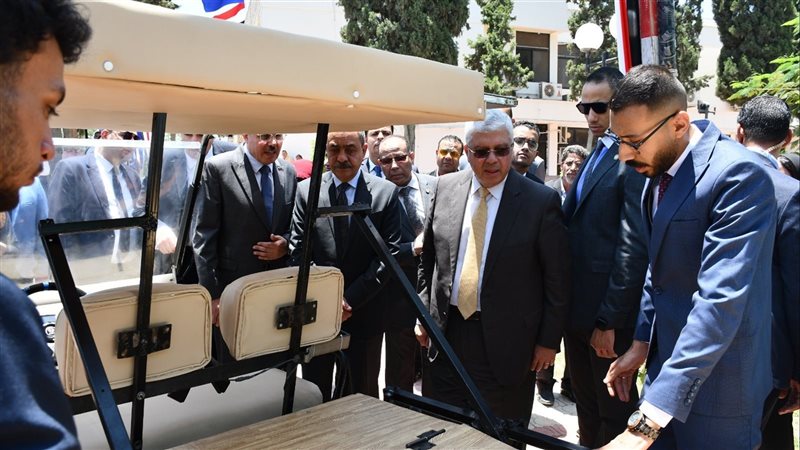 وزير التعليم العالي،