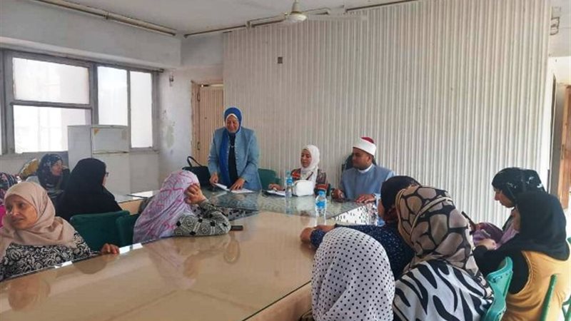 ندوة عن فضائل العشر