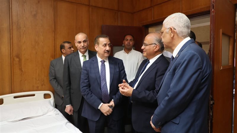 محافظ المنوفية خلال
