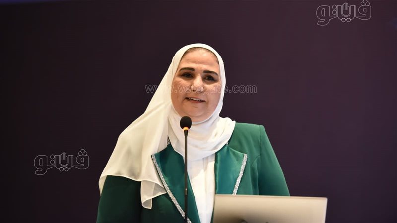 نيفين القباج وزيرة