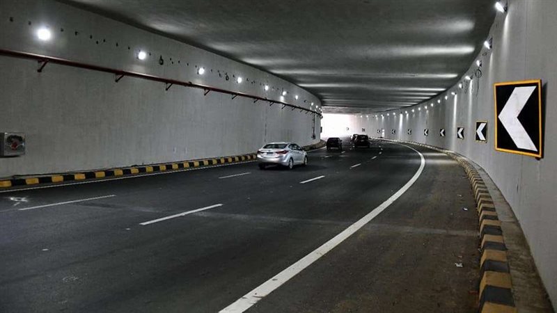 فتح نفق طريق الواحات،