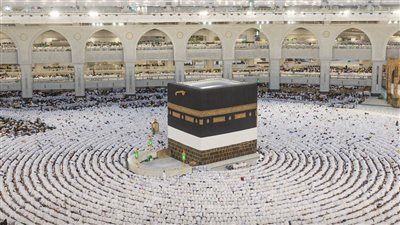 موسم الحج 2023، صلاة الجمعة الأولى من شهر ذي الحجة بالحرم المكي (بث مباشر)