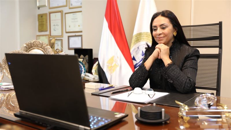 الدكتورة مايا مرسي،