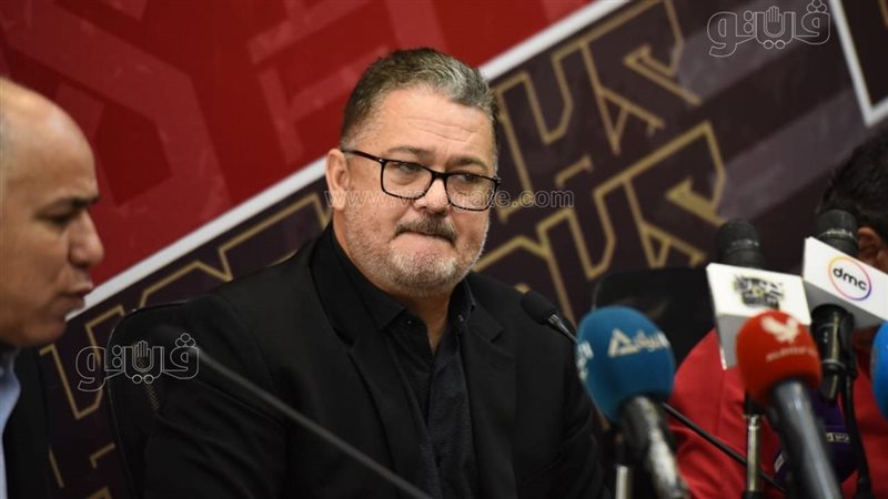 روجيرو ميكالي، فيتو