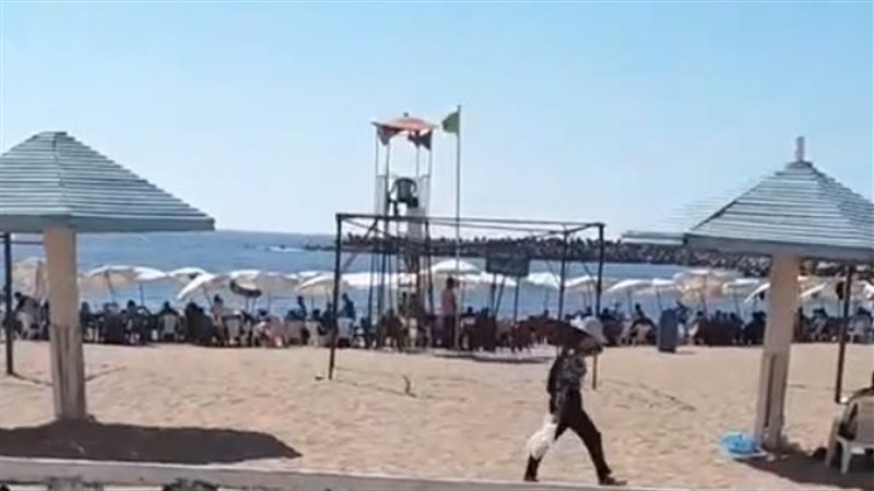 إقبال متوسط على شواطئ
