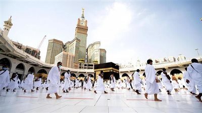 اليوم، مصر للطيران تبدأ جسرها الجوي لنقل الحجاج إلي أرض الوطن