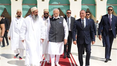 5 صور ترصد زيارة رئيس وزراء الهند لـ مسجد الحاكم بأمر الله