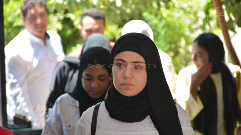 طلاب الثانوية، فيتو
