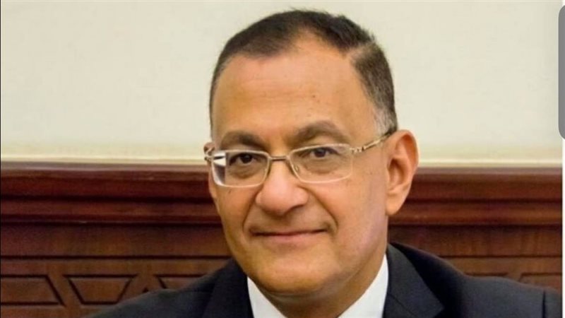د.أحمد دياب استشاري