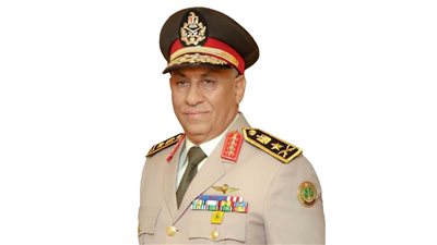 قائد قوات الدفاع الجوي: الاهتمام بالجانب المعنوي شرط أساسي للارتقاء بمستوى أداء مقاتلينا